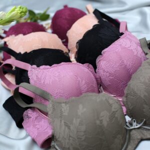 elegant lace underwire bra