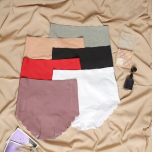 seamless high waist panty with scallop edge
