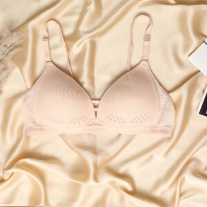 seamless everyday comfort bra – designed for effortless elegance & ultimate comfort